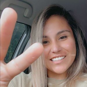 Meet your Posher, Grecia